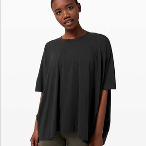 Lululemon LA box tee size M/L black